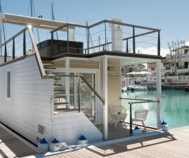 Portoverde Luxury Houseboat