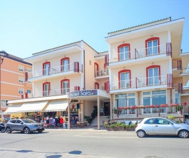 Hotel Sara