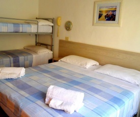 Room in Guest room - New Hotel Cirene Big Quadruple Room 4 people with breakfast